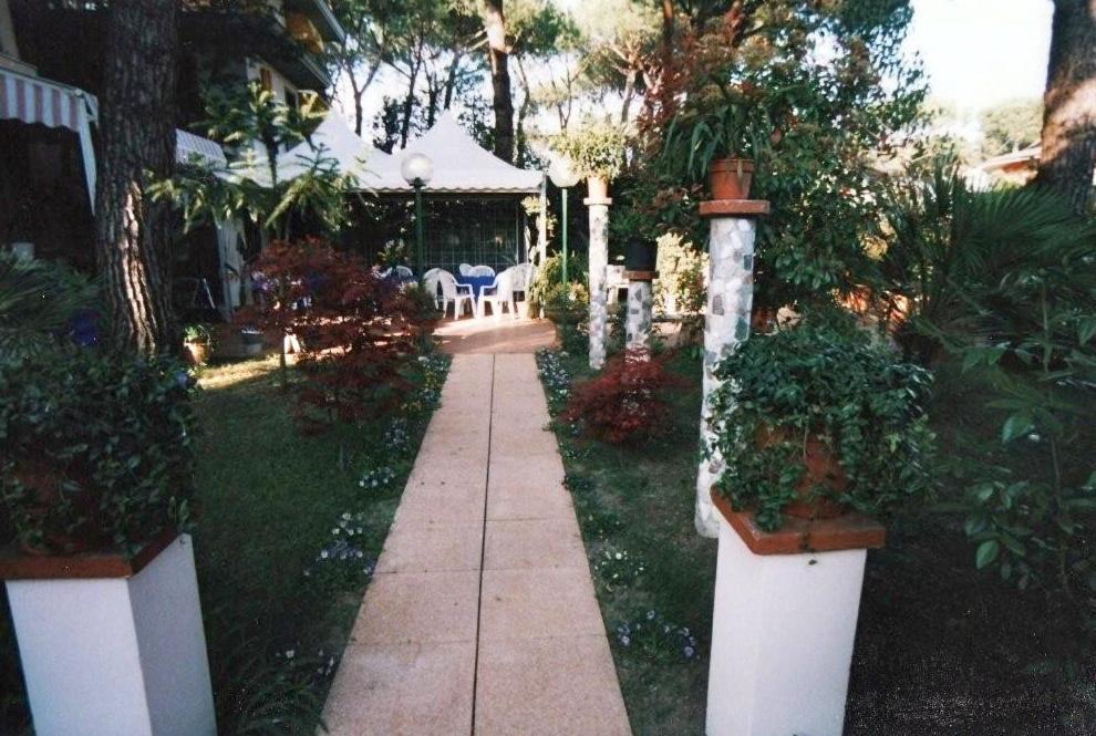 Hotel Manuela شينكْوالي المظهر الخارجي الصورة