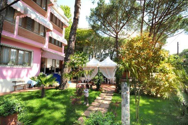 Hotel Manuela شينكْوالي المظهر الخارجي الصورة